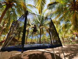 Sri-Lanka, Kalpitiya, Windsurf and kitesurf holiday accommodation-trampoline